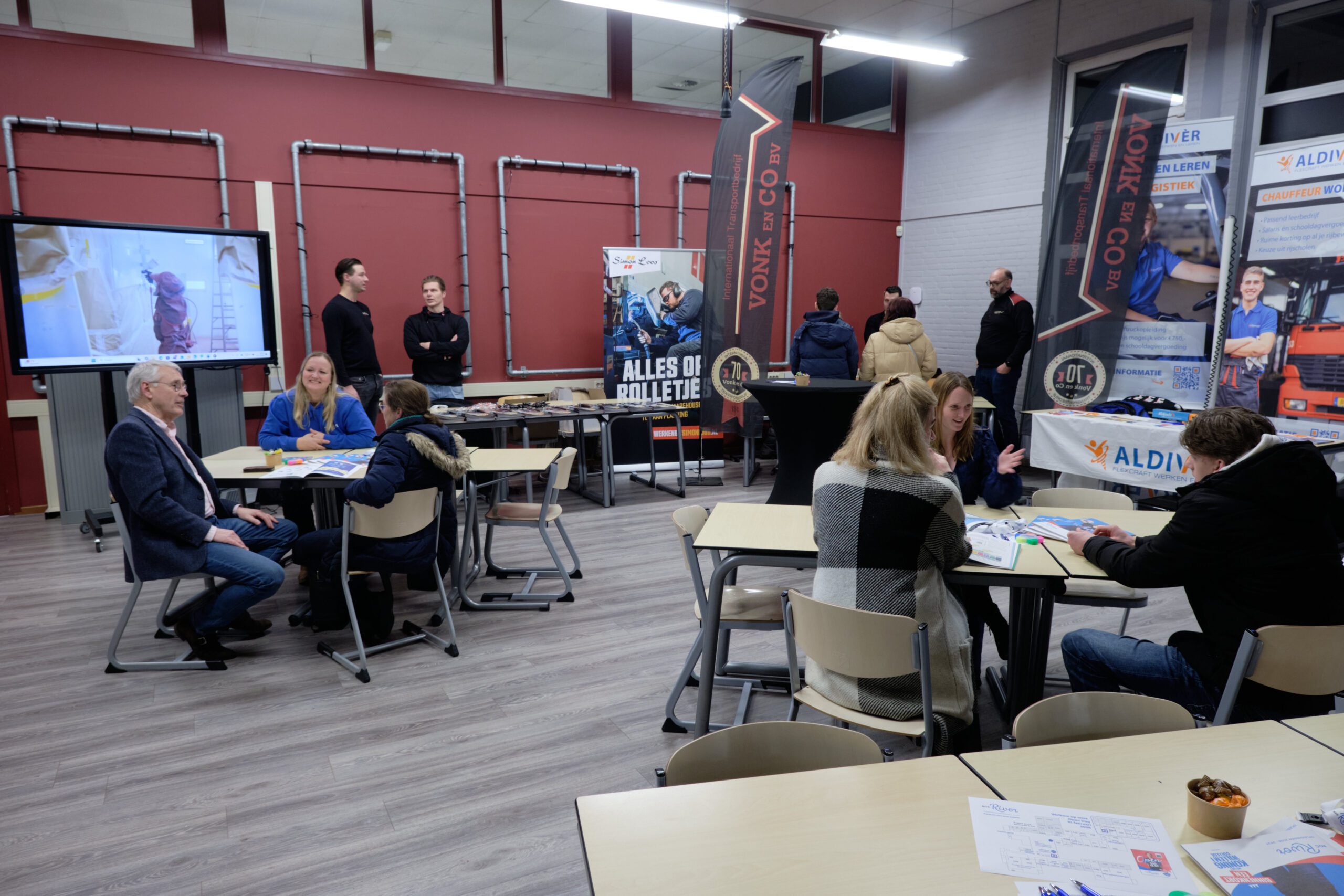 Studenten Rivor Open Avond ROC Rivor - Logistics Valley